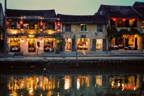 20100504191224_hoian_town-36.jpg